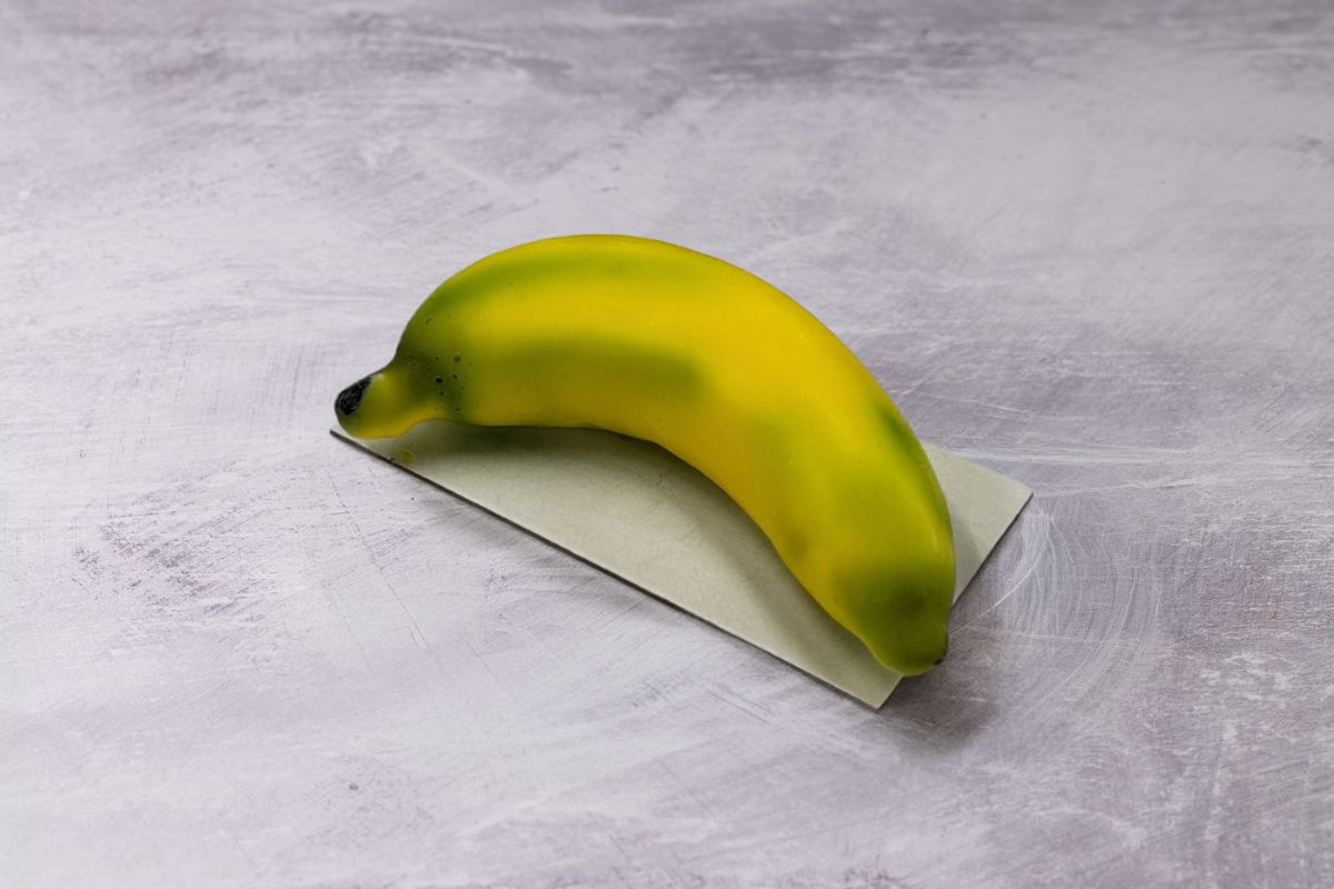 Banana Shape Cake