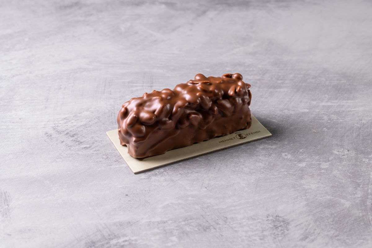 Golden Caramel Cake
