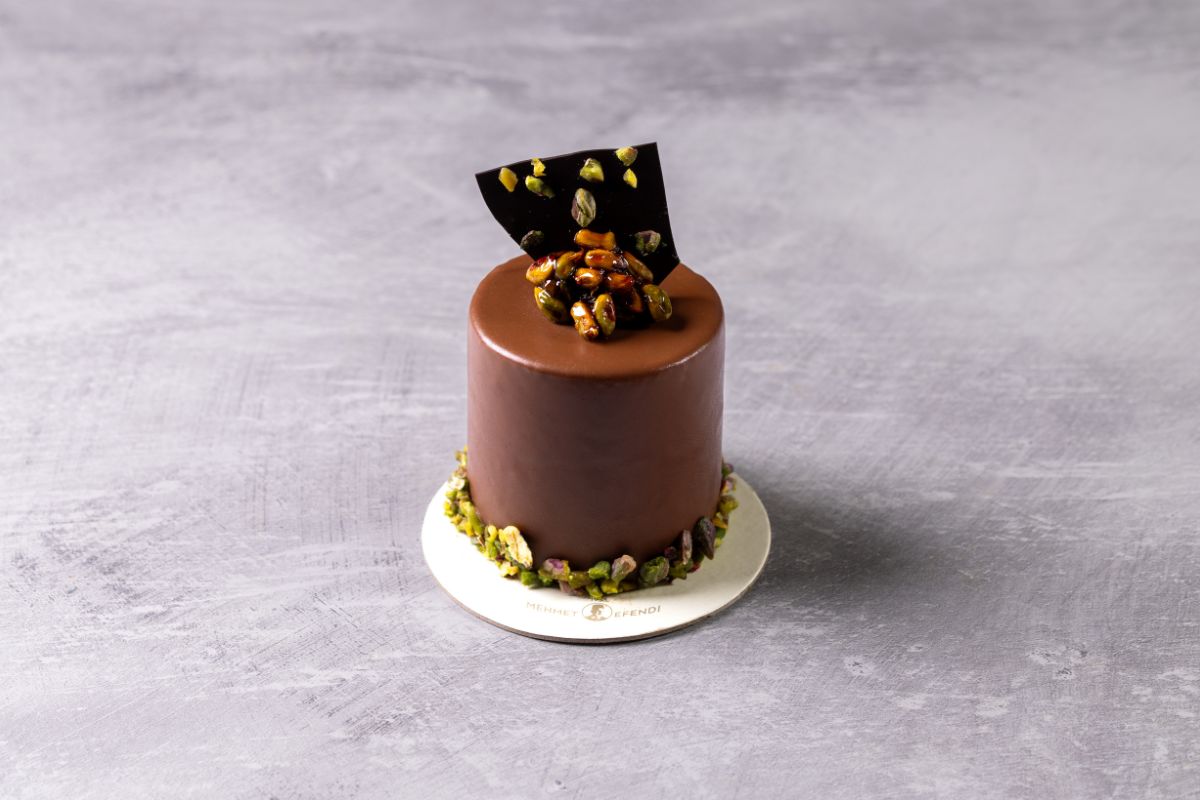 Pistachio Chocolate Cake
